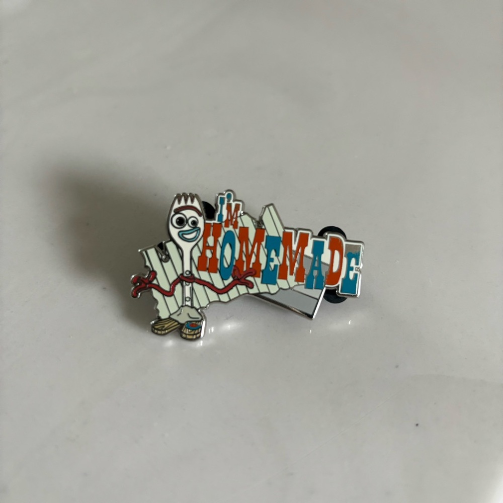 Disney Parks Collection Forky Pin - Picture 4 of 4